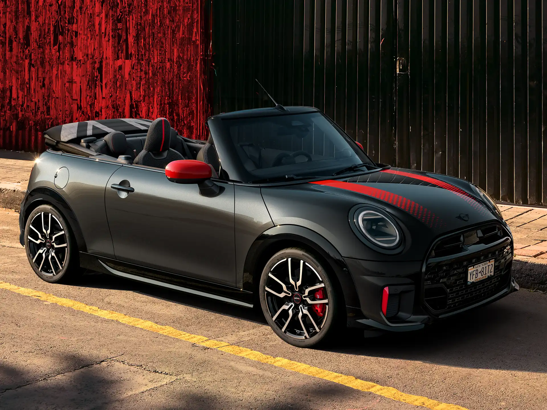 MINI John Cooper Works - F67 Vista lateral JCW